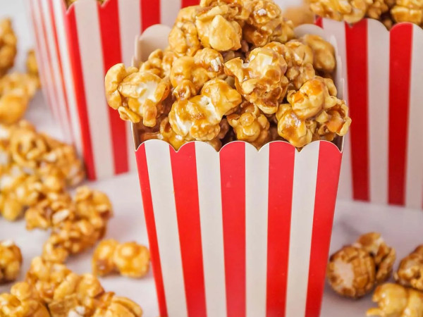 Crunchy Caramel Corn from the Oven