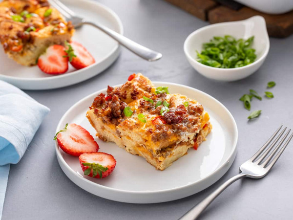 Fully Loaded Overnight Breakfast Bake