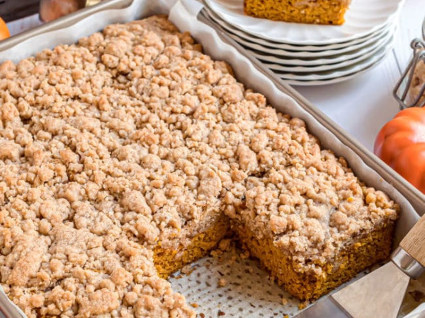 Coffee Cake with Pumpkin Crunch Topping