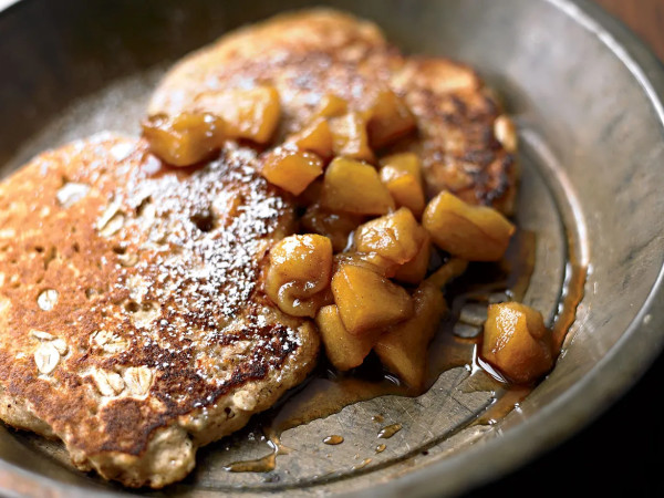 Pancakes with Oatmeal and Cinnamon