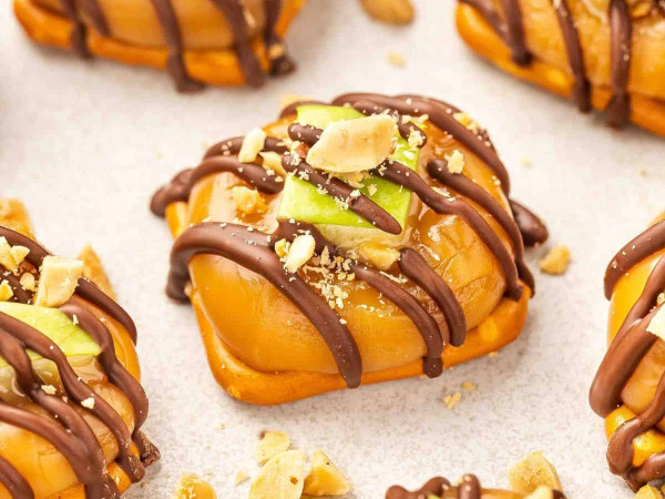Caramel-Drizzled Apple and Brie Pretzel Bites