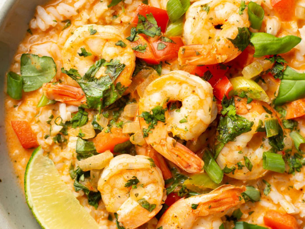 Shrimp and Clam Curry in Thai Style