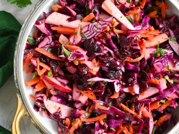Red Cabbage and Apple Dish