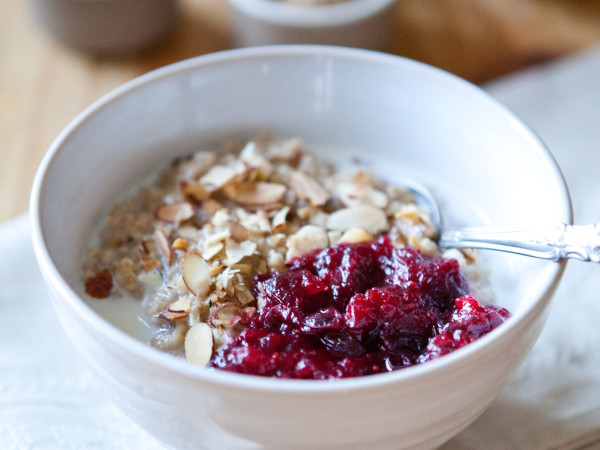Cinnamon and Brown Sugar Steel Cut Oats with Cranberries