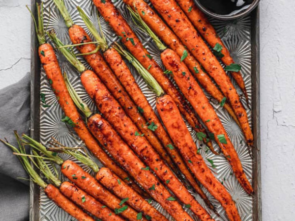 Brown Sugar-Glazed Carrots with Balsamic