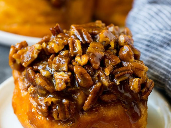 Pecan Pie Infused with Cinnamon Bun Flavor