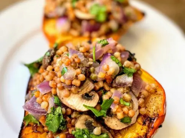 Israeli Couscous-Stuffed Vegan Acorn Squash