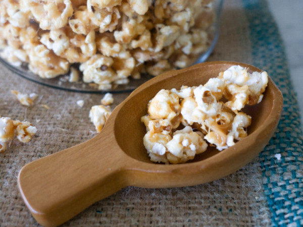 Sweet and Salty Caramel Popcorn by Lovely Lisa