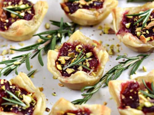 Cashew-Cranberry Delight Bites