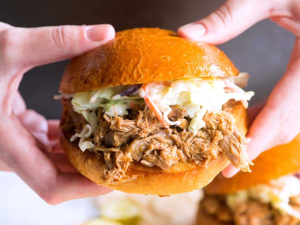Flavorful Slow-Cooked Pulled Pork