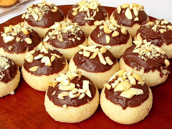 Fast Chocolate Biscuits