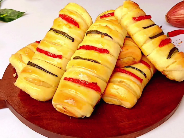 Pizza Toast with Chicken