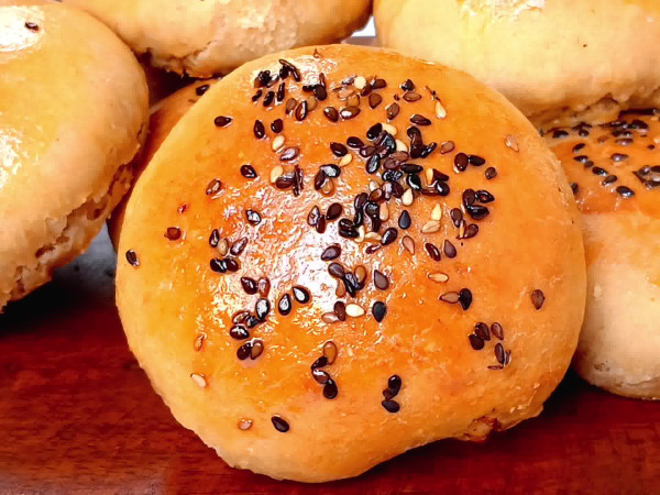 Rolls Stuffed with Chicken