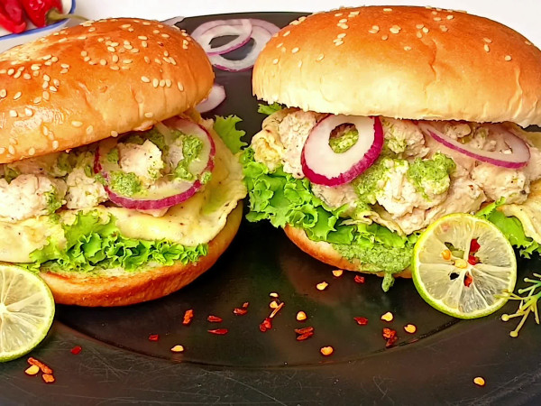 Rich Chicken Burger with Creamy Sauce