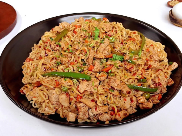 Noodles with Chicken and Mixed Vegetables