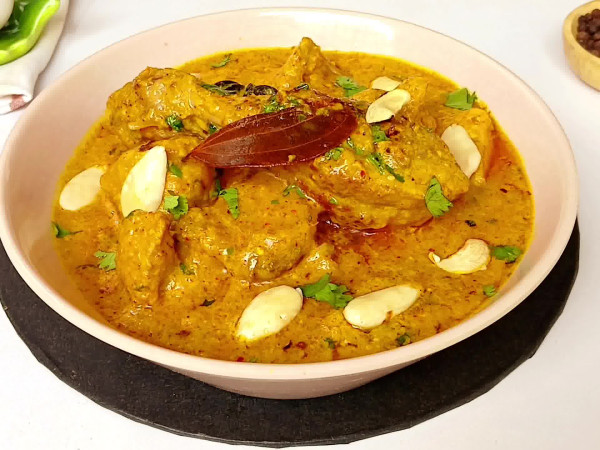 Regal Almond Curry Dish