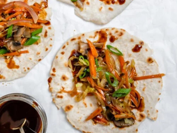 Mandarin Pancakes with Moo Shu Chicken