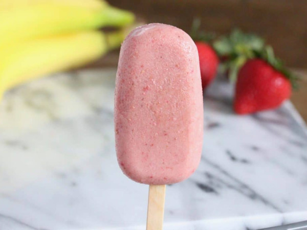 Popsicles with Strawberry, Banana, and Tahini