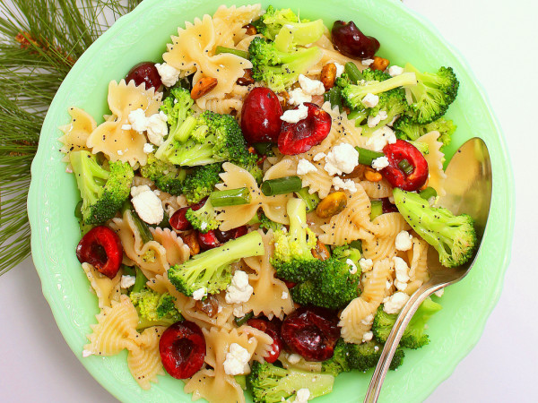 Holiday Pasta Salad Delight