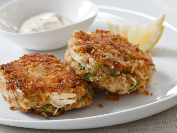 Crab Cakes Made with Crushed Pretzels