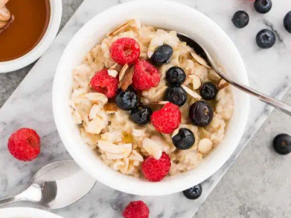 Flavorful Sriracha Oatmeal in the Instant Pot®