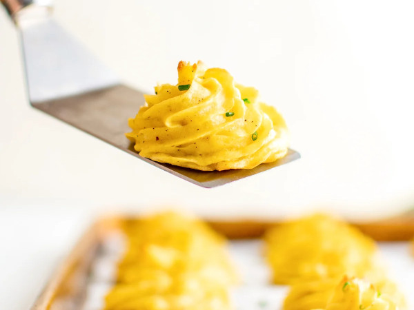 Scrumptious Duchess Potatoes