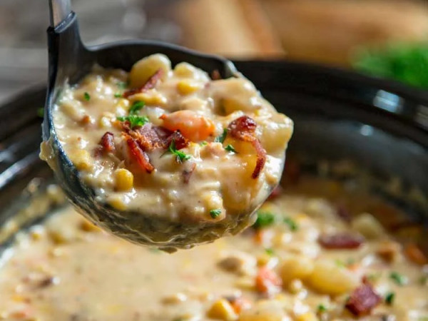 Slow Cooker Corn Chowder with a Kick