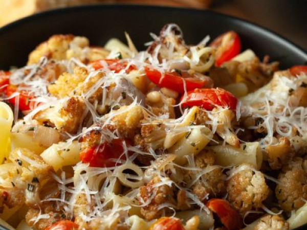 Penne with Beef Sauce and Cauliflower
