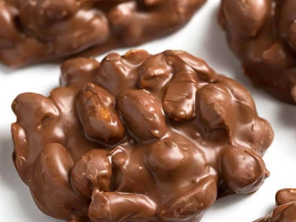 Easy Chocolate-Peanut Candies in the Slow Cooker