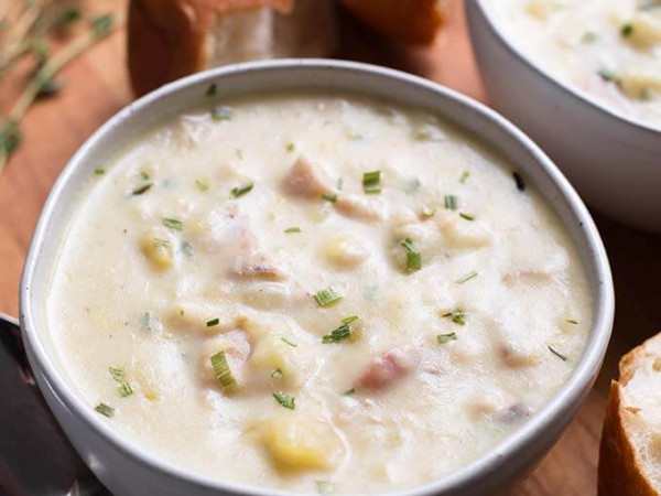 Instant Pot® Creamy Clam Chowder