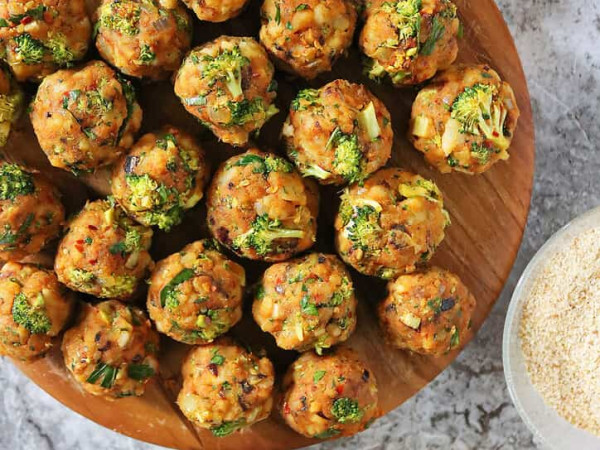 Low-Carb Croquettes Made with Broccoli Rice
