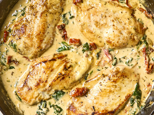 Quick Tuscan Chicken with Farro in a Skillet