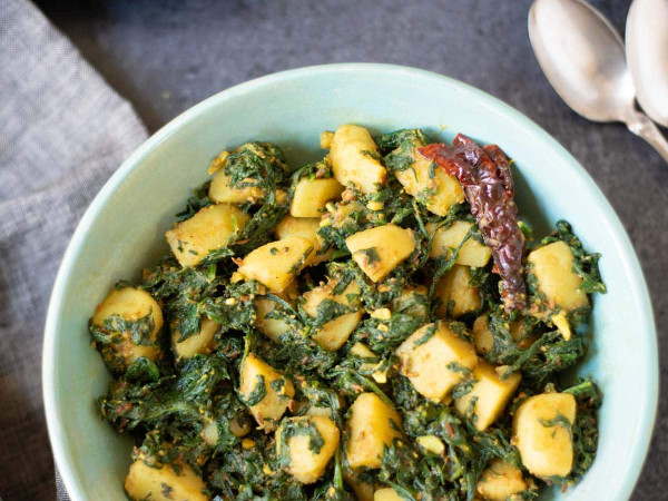 Indian Style Spinach and Potato Stir-Fry