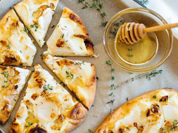 Pizza Topped with Honey-Roasted Carrots and Goat Cheese