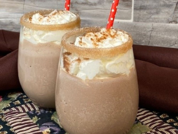 Chocolate Milkshake with a Cinnamon Twist