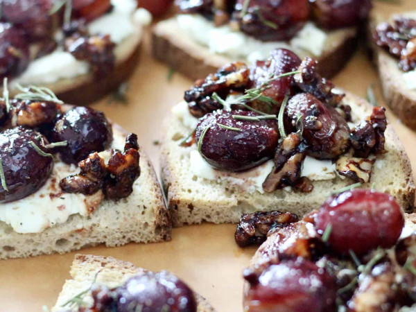Fresh Herb Crostini with Oven-Roasted Grapes