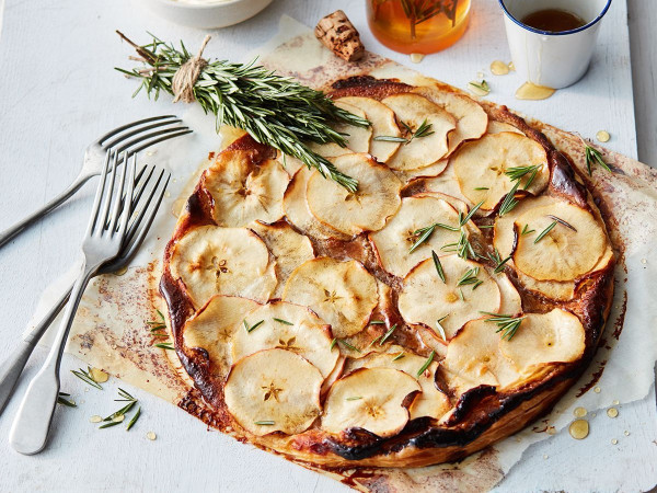 Microwaved Apples with Rosemary