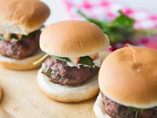Mini Pork Burgers with Peach and Tarragon Aioli