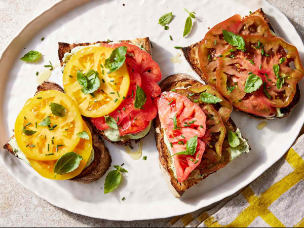 Bacon and Tomato Ricotta Toast