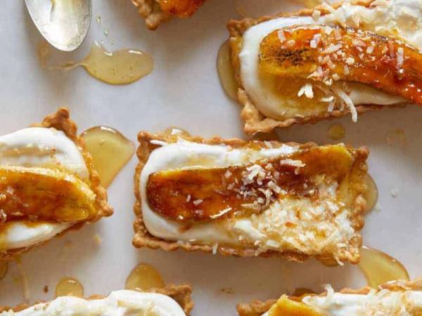 Honey-Glazed Bananas with Coconut