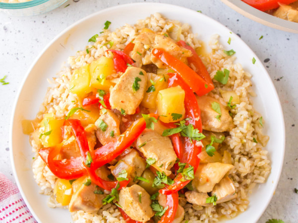 Chicken Stir-Fry with Ginger and Pineapple