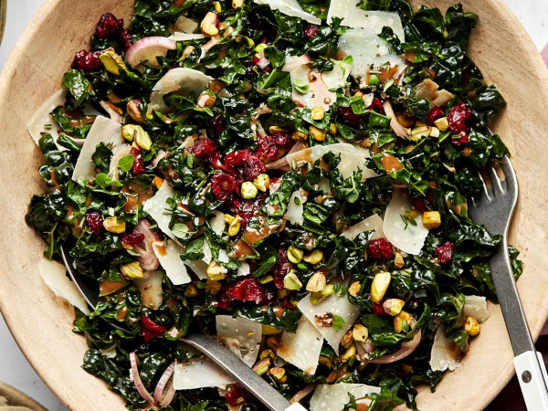 Flavorful Kale Salad with a Tangy Twist