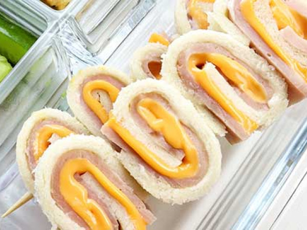 Turkey and Cream Cheese Spread Bento for Kids