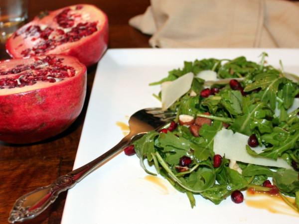 Arugula Salad Topped with Pomegranate Molasses