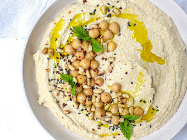 Rich and Creamy Hummus