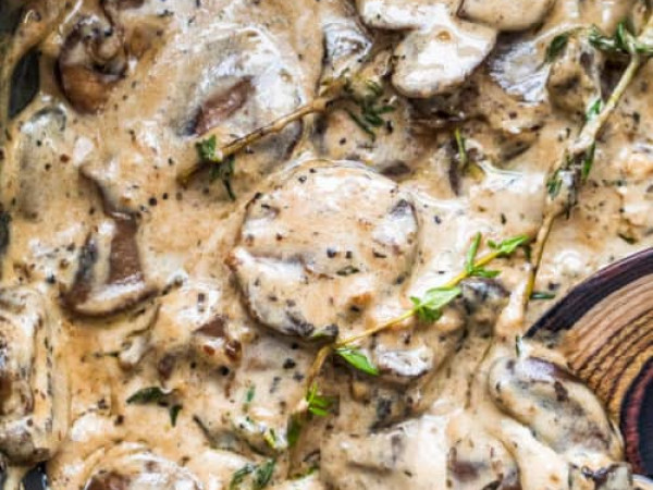Sautéed Mushrooms in Creamy Feta Sauce