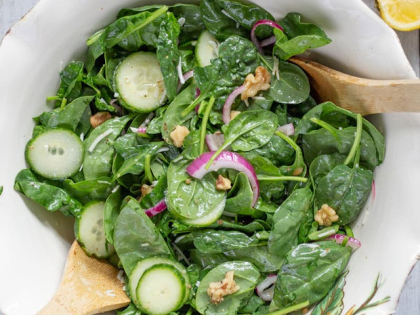 Yummy Spinach Salad