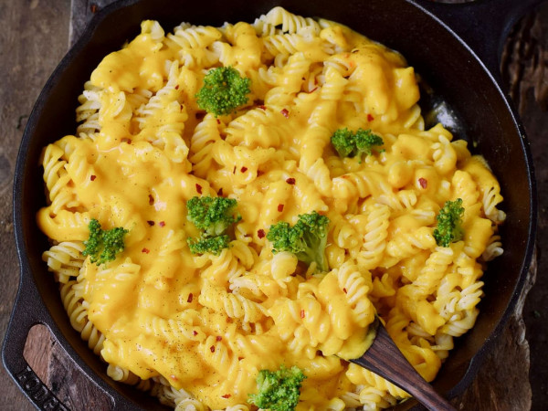 Plant-Based Mac and Cheese Alternative