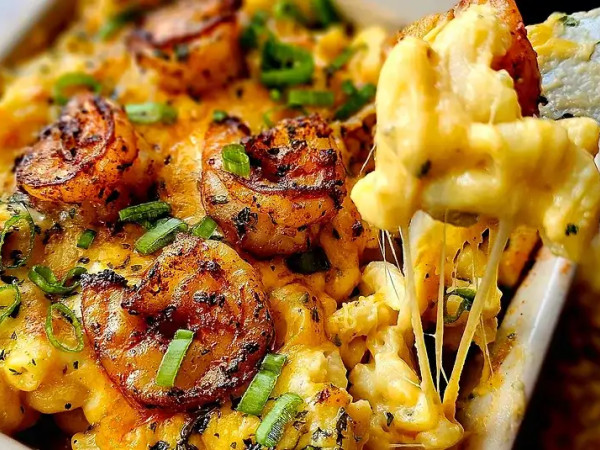 Shrimp Macaroni and Cheese with a Cajun Twist
