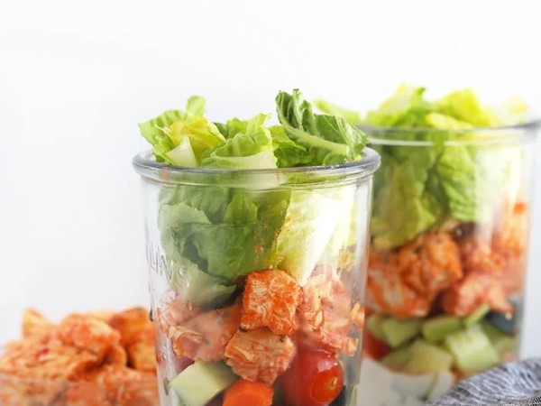 Mason Jar Salads with Buffalo Chicken
